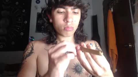 Snapshot of axl_kush_ chatting on November 29, 2025, 2:36 am Axel Kush online show from November 29, 2025, 2:36 am