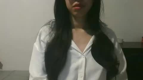 axue online show from December 27, 2024, 11:10 pm