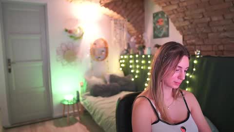 Snapshot of aya_hitakayama_ chatting on January 27, 2025, 10:49 pm aya hitakayama online show from January 27, 2025, 10:49 pm