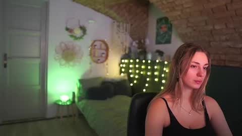 Snapshot of aya_hitakayama_ chatting on January 29, 2025, 7:53 pm aya hitakayama online show from January 29, 2025, 7:53 pm