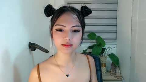 Snapshot of ayalvrs18 chatting on February 14, 2025, 4:04 am ayalvrs18 online show from February 14, 2025, 4:04 am