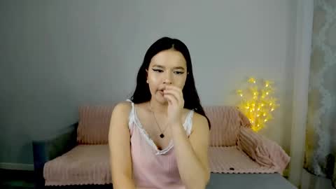 Snapshot of ayamasun chatting on February 5, 2026, 3:22 am Ayama online show from February 5, 2026, 3:22 am