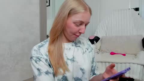 Snapshot of ayaye_ chatting on May 29, 2026, 7:39 am SundyRose online show from May 29, 2026, 7:39 am