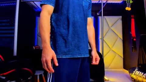 Ayden Miller online show from January 17, 2026, 2:49 am