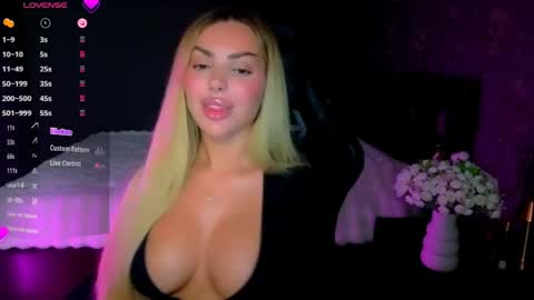Snapshot of ayla_demir chatting on May 16, 2026, 8:07 pm Ayla Demir online show from May 16, 2026, 8:07 pm