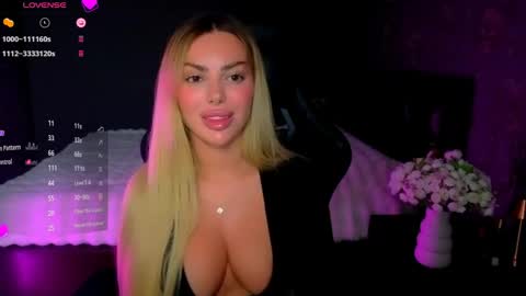 Snapshot of ayla_demir chatting on May 16, 2026, 8:18 pm Ayla Demir online show from May 16, 2026, 8:18 pm
