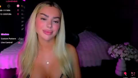 Snapshot of ayla_demir chatting on June 18, 2026, 8:13 pm Ayla Demir online show from June 18, 2026, 8:13 pm