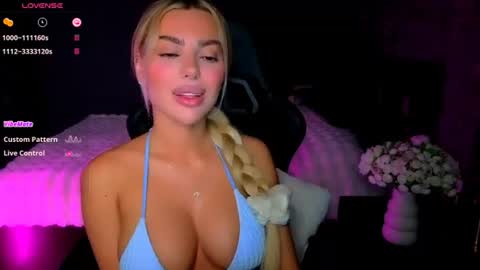 Snapshot of ayla_demir chatting on June 29, 2026, 8:09 pm Ayla Demir online show from June 29, 2026, 8:09 pm