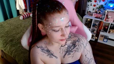 Ayla hill online show from March 22, 2026, 3:21 am