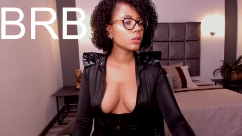 Ayleen online show from February 5, 2025, 3:52 pm