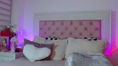 AYLEEN    online show from March 15, 2026, 4:18 am