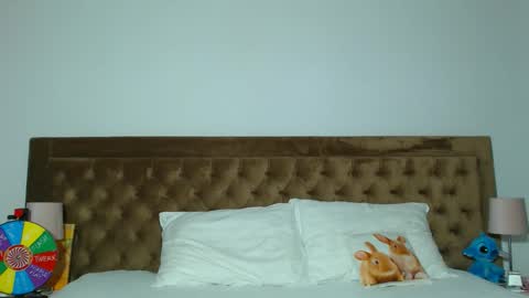 Aylin online show from January 16, 2026, 5:44 am