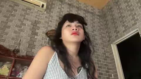 aymkyline online show from March 26, 2026, 2:17 am