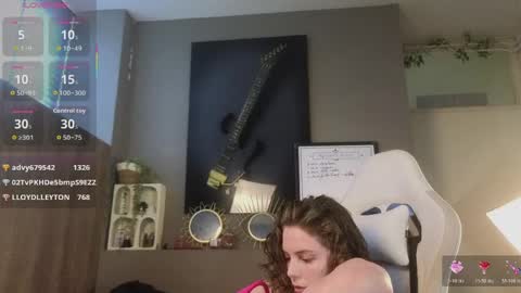 Snapshot of ayreenmoore chatting on April 10, 2026, 1:16 pm Ayreen Moore online show from April 10, 2026, 1:16 pm