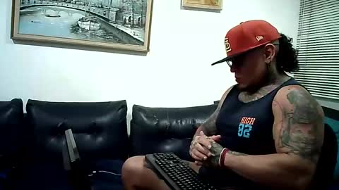 Snapshot of ayrton_naffah2 chatting on April 20, 2026, 5:32 am Ayrton naffah2 online show from April 20, 2026, 5:32 am