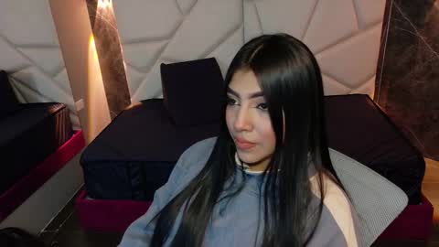 Aysel online show from October 20, 2025, 8:53 pm