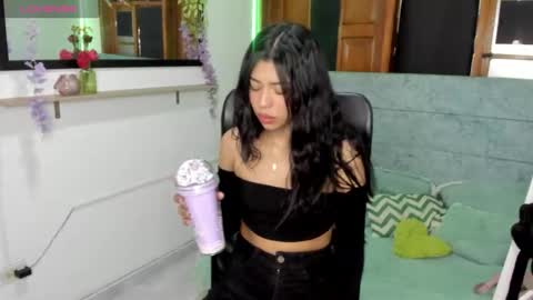 Aysha online show from March 12, 2026, 4:18 am