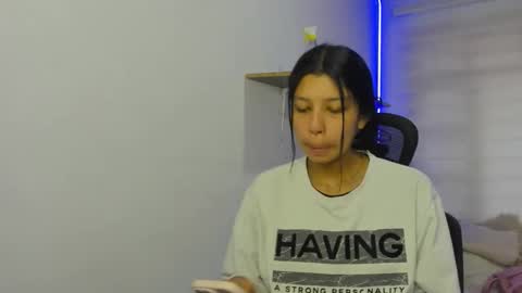 aysha_winxx online show from October 16, 2025, 11:33 am