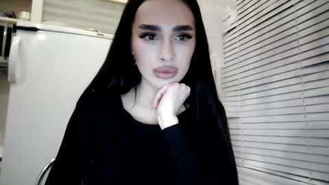 Snapshot of ayshekisskitty chatting on February 26, 2026, 7:24 pm ViktoranMary online show from February 26, 2026, 7:24 pm