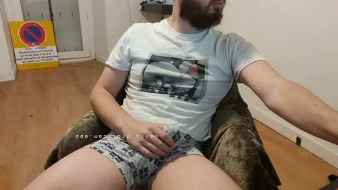 Snapshot of azagal22 chatting on January 18, 2025, 6:10 pm justin online show from January 18, 2025, 6:10 pm