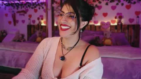 Snapshot of azaharnoor chatting on June 4, 2026, 12:38 am Azahar online show from June 4, 2026, 12:38 am
