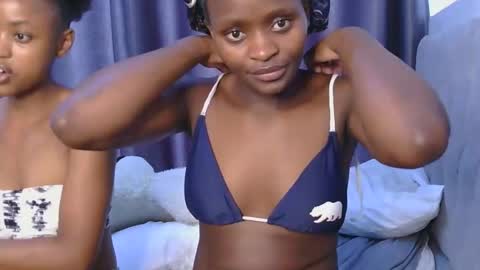 Snapshot of azalea46 chatting on October 31, 2025, 6:47 am Azalea online show from October 31, 2025, 6:47 am