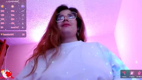 Snapshot of azamy_12 chatting on January 1, 2025, 10:35 pm Amanda online show from January 1, 2025, 10:35 pm