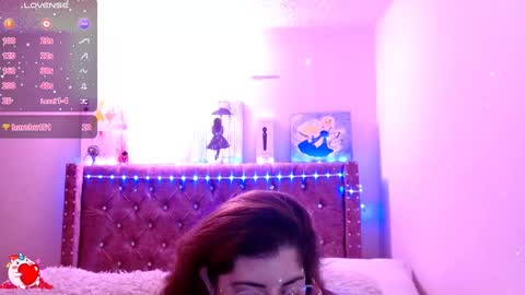Snapshot of azamy_12 chatting on January 2, 2025, 1:38 am Amanda online show from January 2, 2025, 1:38 am
