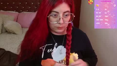Snapshot of azamy_12 chatting on January 25, 2025, 4:02 am Amanda online show from January 25, 2025, 4:02 am