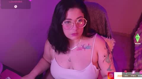 Snapshot of azamy_12 chatting on September 21, 2025, 5:53 am Amanda online show from September 21, 2025, 5:53 am