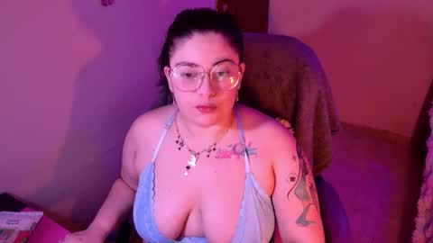 Snapshot of azamy_12 chatting on October 5, 2025, 7:07 am Amanda online show from October 5, 2025, 7:07 am