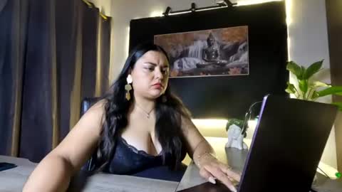 Goddess Azara online show from June 17, 2026, 12:40 pm