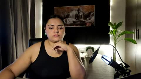 Goddess Azara online show from June 18, 2026, 1:04 pm