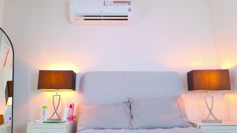 Snapshot of azaria_w chatting on December 23, 2025, 3:26 am Adriana online show from December 23, 2025, 3:26 am