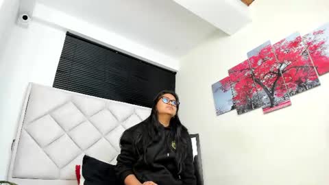 azul_moon online show from July 19, 2026, 3:43 am