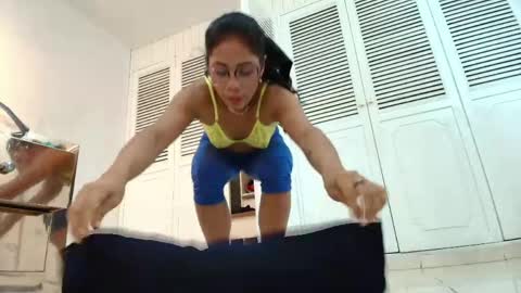Snapshot of azulmaveric chatting on May 19, 2026, 7:53 pm AZUL online show from May 19, 2026, 7:53 pm