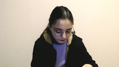 azumi_chan_ online show from December 16, 2025, 10:59 pm