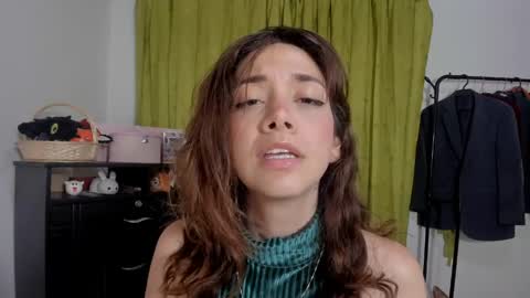 azumi saan online show from April 14, 2026, 1:44 am