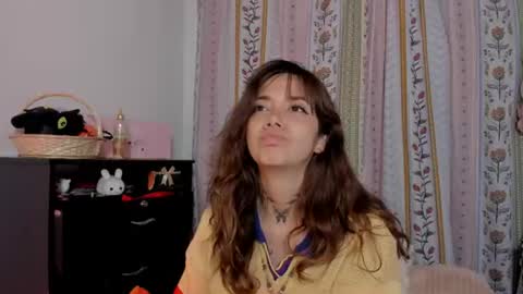 Snapshot of azumi_saan chatting on July 8, 2026, 3:00 am azumi saan online show from July 8, 2026, 3:00 am