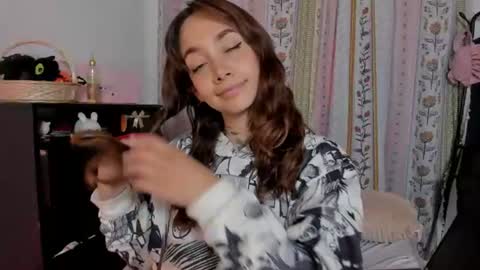 Snapshot of azumi_saan chatting on July 10, 2026, 3:22 am azumi saan online show from July 10, 2026, 3:22 am