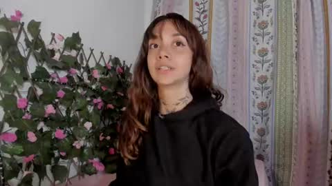 Snapshot of azumi_saan chatting on July 21, 2026, 3:42 am azumi saan online show from July 21, 2026, 3:42 am