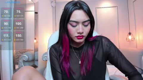 Azura online show from February 21, 2025, 10:59 pm