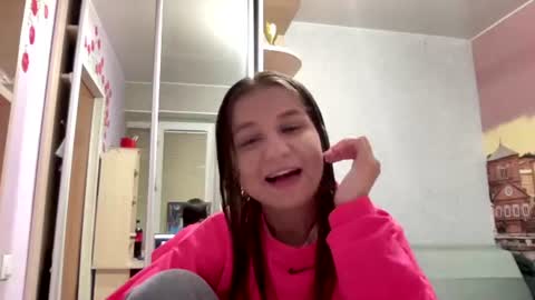 Niki online show from July 12, 2026, 5:04 pm