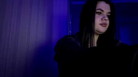 Elara online show from July 6, 2026, 7:05 pm