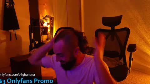 b1gbanana online show from January 29, 2025, 7:46 am