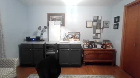 Snapshot of b1gh0rnyguy chatting on November 4, 2025, 12:04 pm Cory online show from November 4, 2025, 12:04 pm