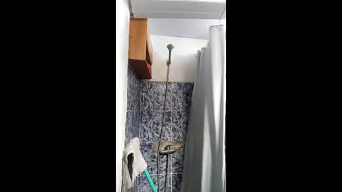 B3B3LATINO online show from February 12, 2026, 2:12 pm