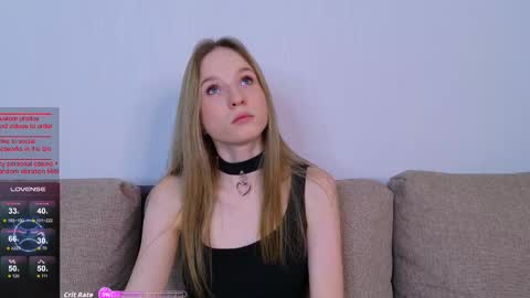 b4by_emilia online show from October 28, 2025, 8:07 am