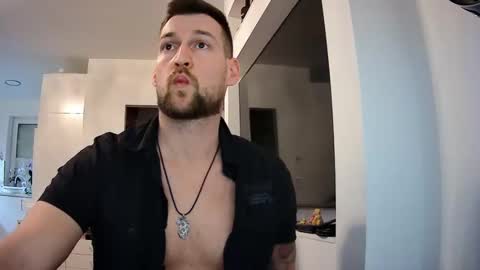 b_marco_ online show from February 28, 2025, 5:15 pm