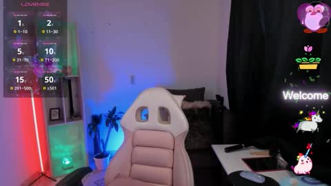 Snapshot of baaby_boyy chatting on November 25, 2025, 11:21 am odeley online show from November 25, 2025, 11:21 am